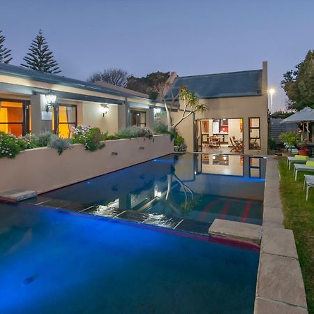 Aloe Guest House Hermanus Bagian luar foto
