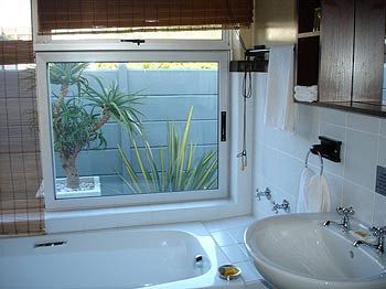 Aloe Guest House Hermanus Bagian luar foto