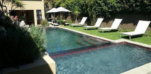 Aloe Guest House Hermanus Bagian luar foto