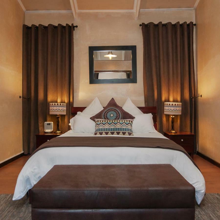 Aloe Guest House Hermanus Bagian luar foto